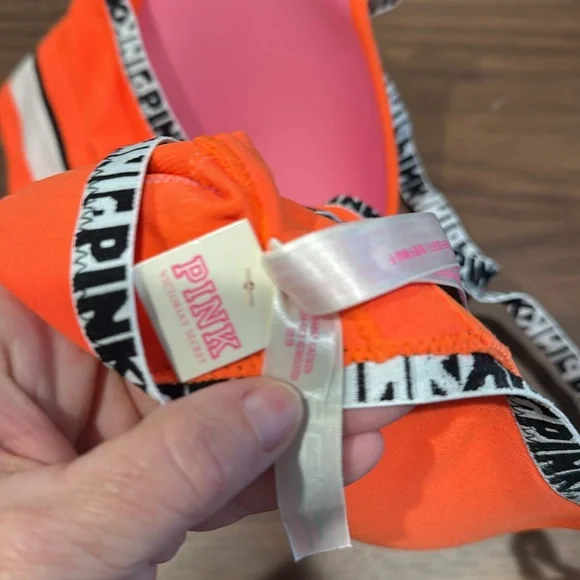 Victoria’s Secret PINK sports bra NWT - Picture 5 of 5